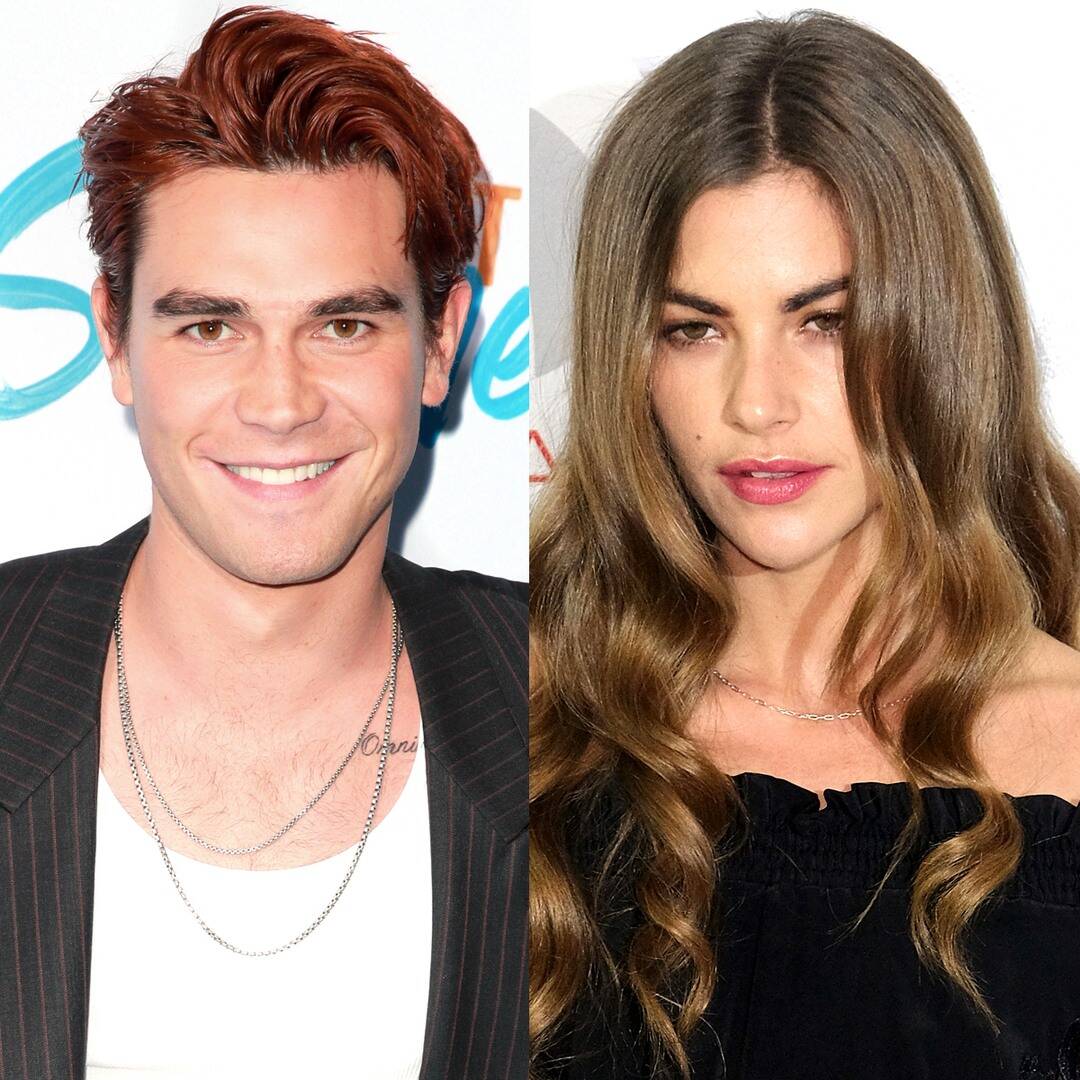 Kj Apa Souhaite A Son Amour Clara Berry Un Joyeux Anniversaire Avec Une Photo Rare People